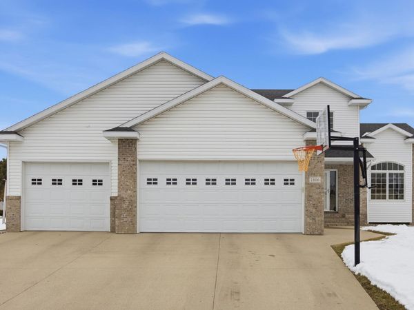 1816 Queensbury Street, West Fargo, ND 58078