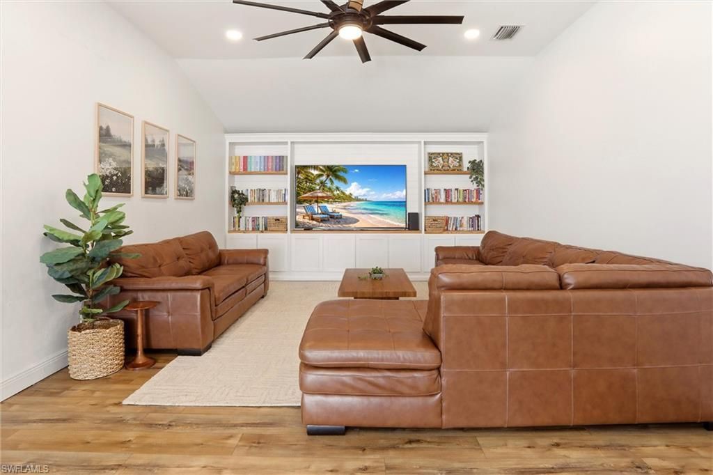 1910 SW 39th St, Cape Coral, FL 33914 Photo