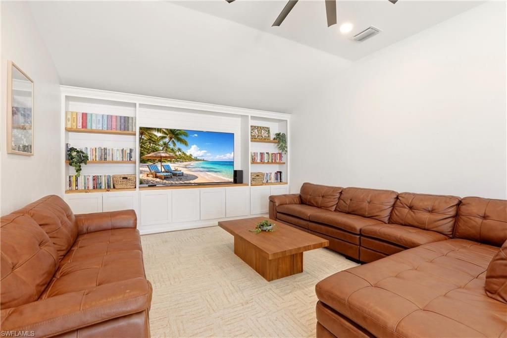 1910 SW 39th St, Cape Coral, FL 33914 Photo