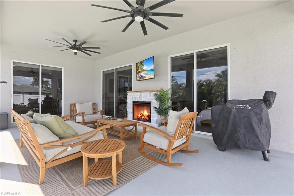 1910 SW 39th St, Cape Coral, FL 33914 Photo