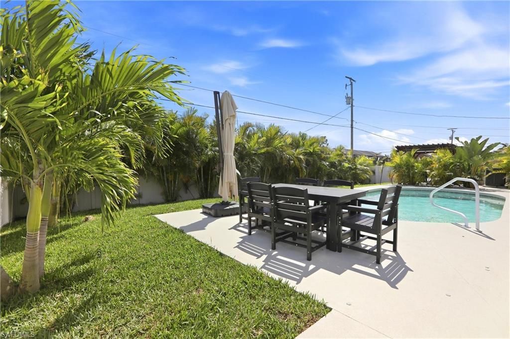 1910 SW 39th St, Cape Coral, FL 33914 Photo