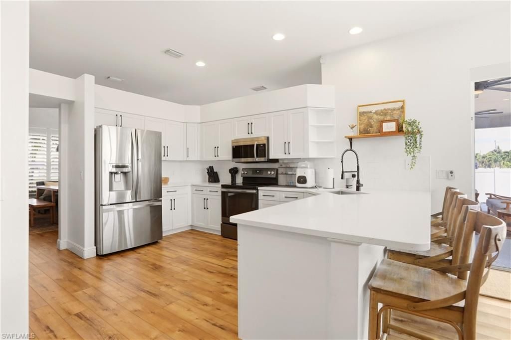 1910 SW 39th St, Cape Coral, FL 33914 Photo