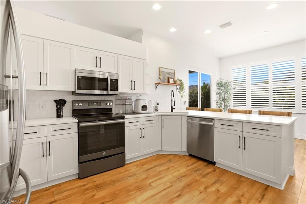 1910 SW 39th St, Cape Coral, FL 33914 Photo