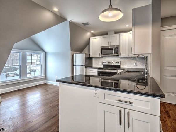 1934 Long HIll Rd, Unit 3, Long Hill, NJ 07946