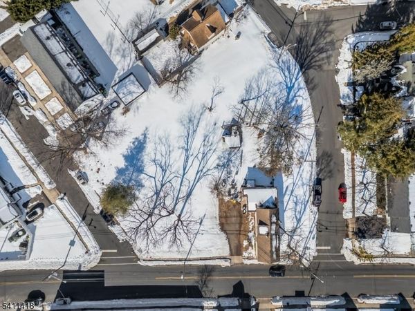 946 Kennedy Blvd, Manville, NJ 08835