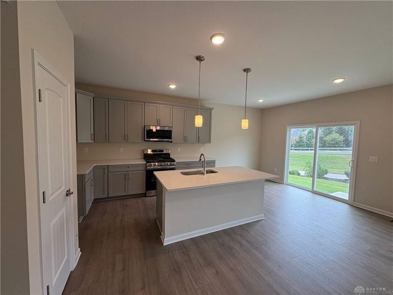 40 Chestnut Street, Springboro, OH 45066 Photo 2