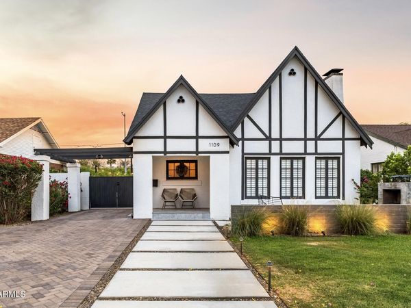 1109 W LYNWOOD Street, Phoenix, AZ 85007