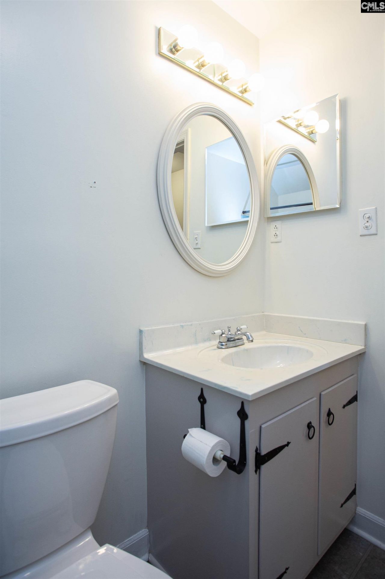 1811 Hobkirk Court  Photo 35