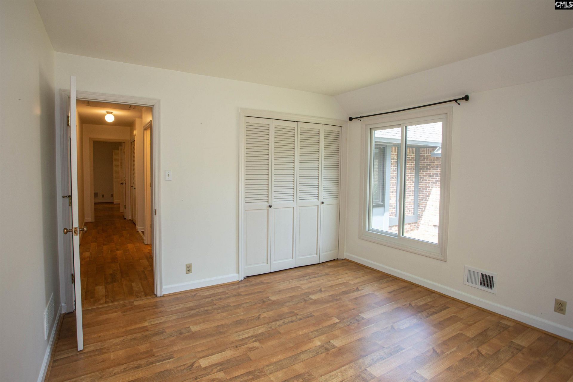 1811 Hobkirk Court  Photo 38