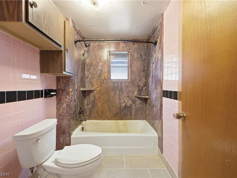 1110 Niles Vienna Road, Vienna, OH 44473 Photo 12