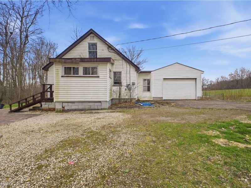 1110 Niles Vienna Road, Vienna, OH 44473 Photo 3