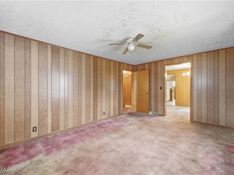 1110 Niles Vienna Road, Vienna, OH 44473 Photo 7