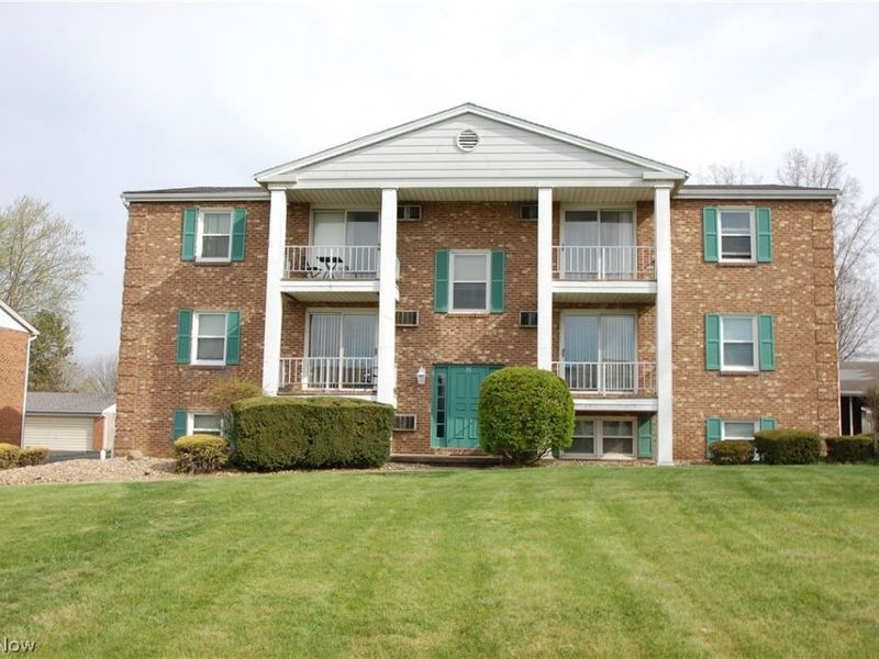 35 Carter Circle, Boardman, OH 44512 Photo 1