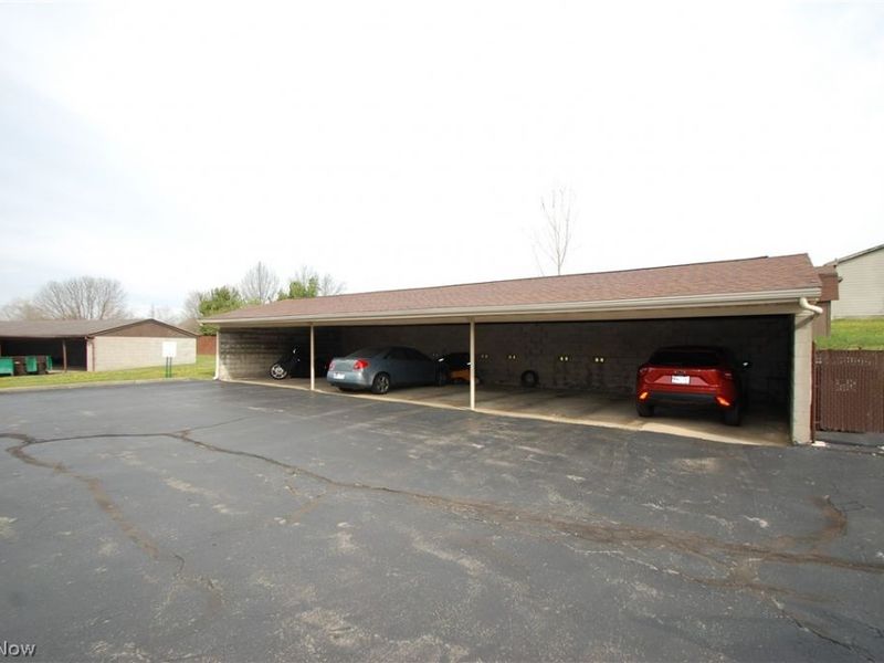 35 Carter Circle, Boardman, OH 44512 Photo 6