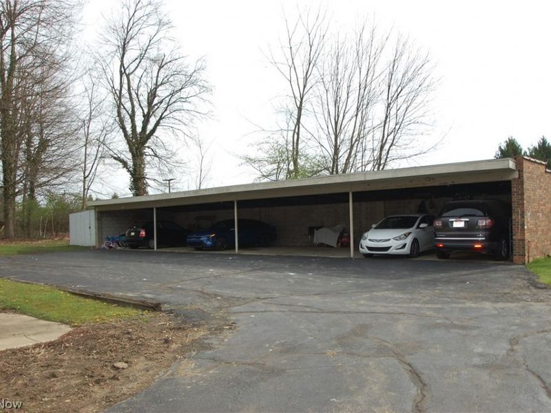 35 Carter Circle, Boardman, OH 44512 Photo 9