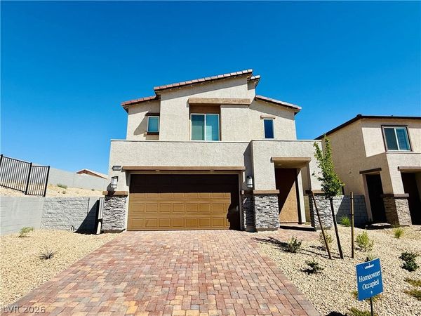 8388 Caldera Hills Avenue , Las Vegas, NV 89147