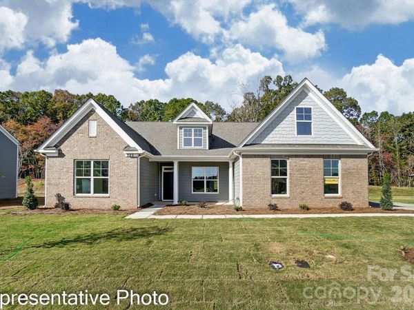 1336 Knob Creek Drive, Gastonia, NC 28054