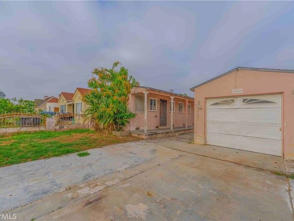 8669 San Gabriel, South Gate, CA 90280