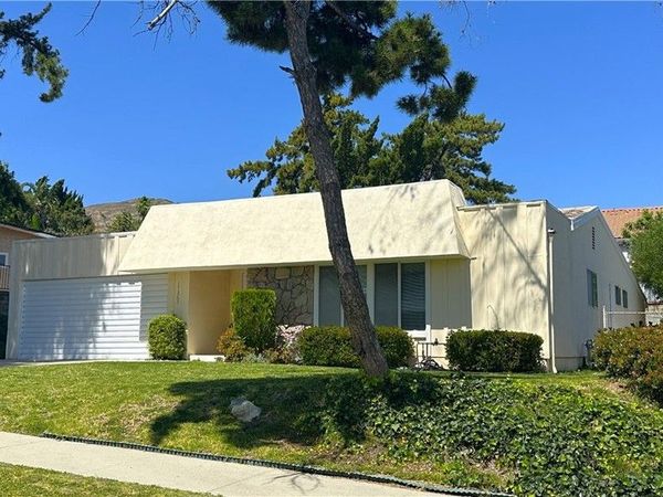 17265 Bronte Place, Granada Hills, CA 91344