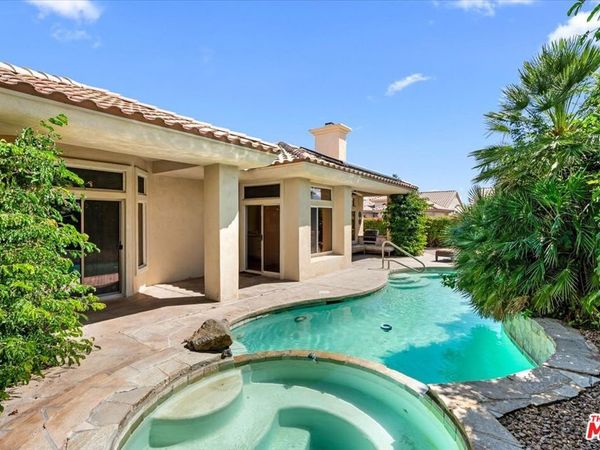 78649 Waterfall Drive, Palm Desert, CA 92211