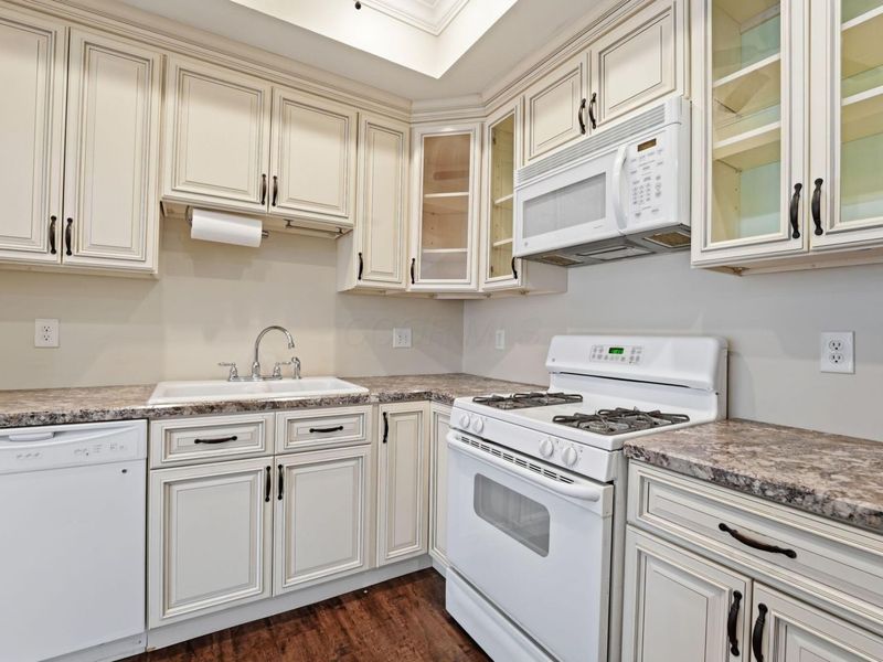 6435 Peppermill Drive , Westerville, OH 43081 Photo 16