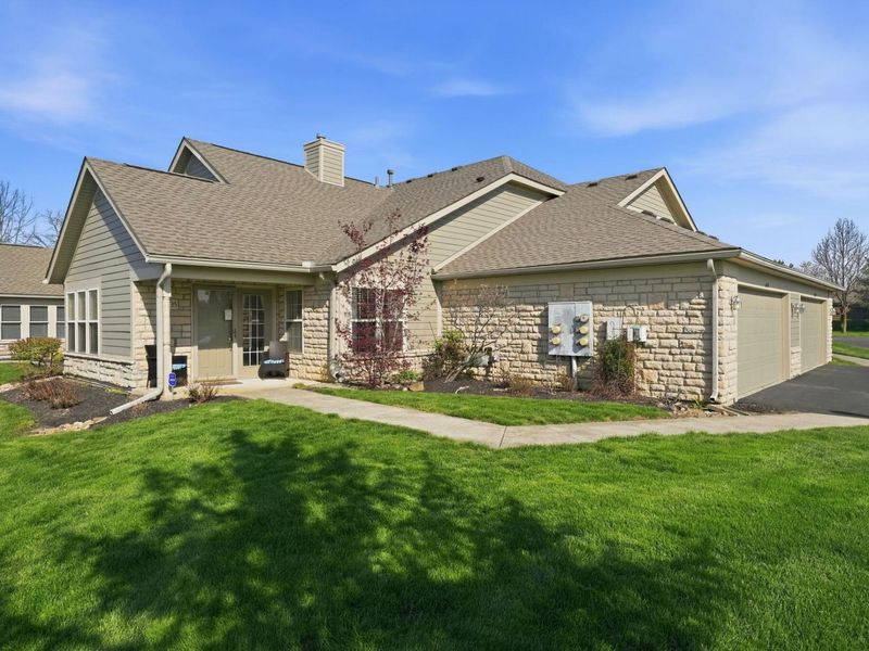 6435 Peppermill Drive , Westerville, OH 43081 Photo 2