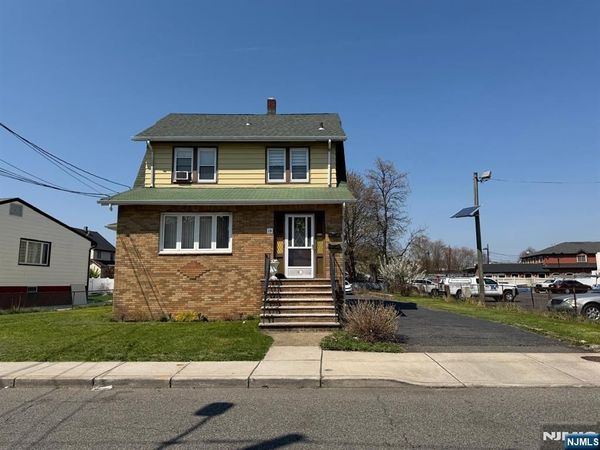 19 John Street, LITTLE FERRY, NJ 07643