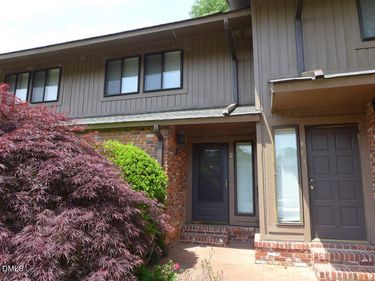 802 Oak Tree Drive, Chapel Hill, NC 27517