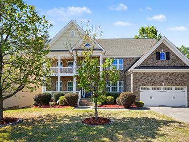 320 Knollcrest Lane, Knightdale, NC 27545