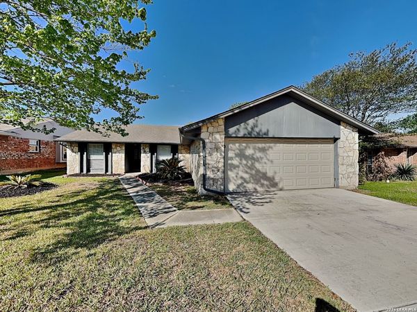 4909 Tiffany, Schertz, TX 78108