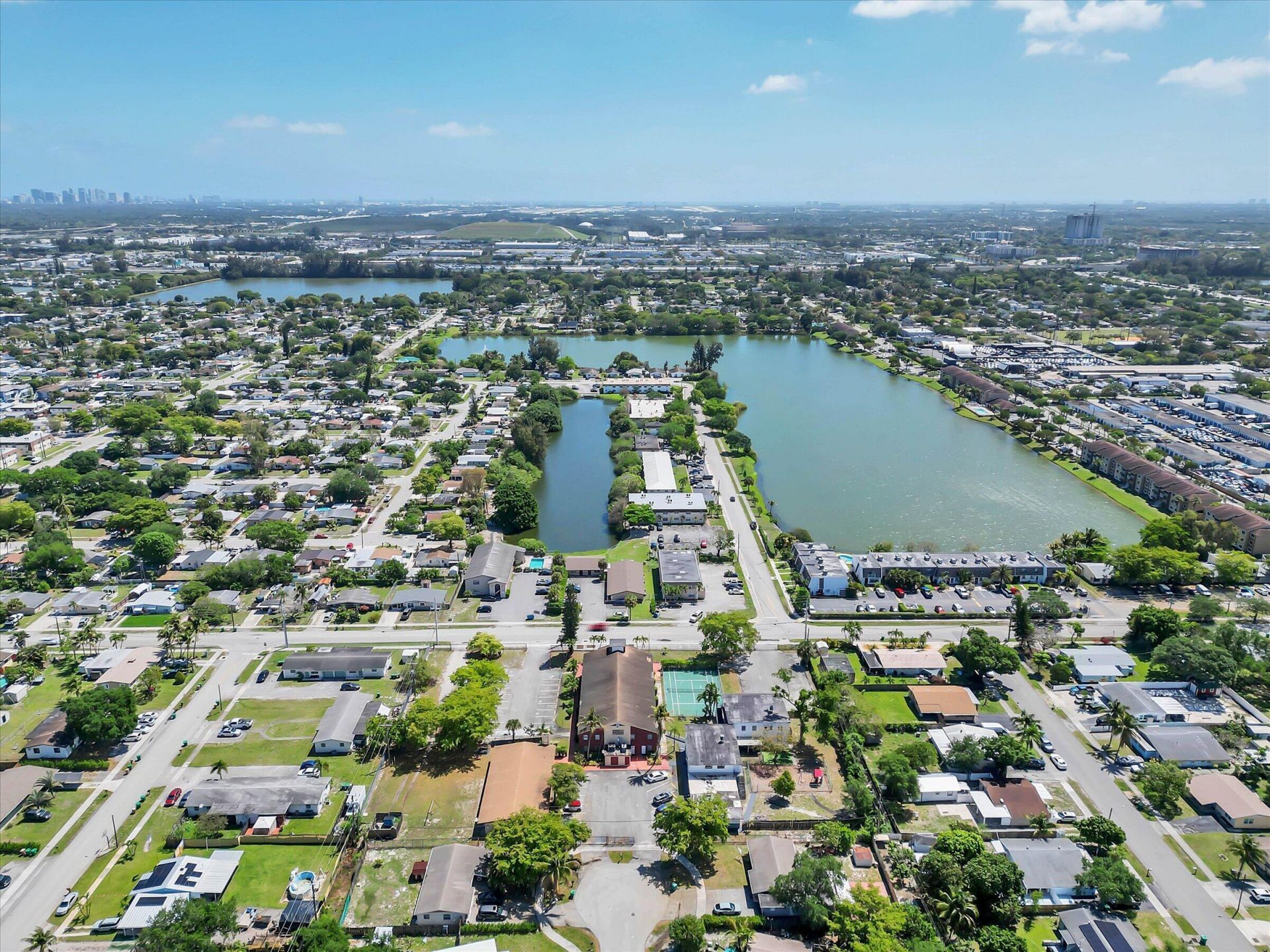 4101 SW 61st Avenue, Davie, FL 00000 Photo