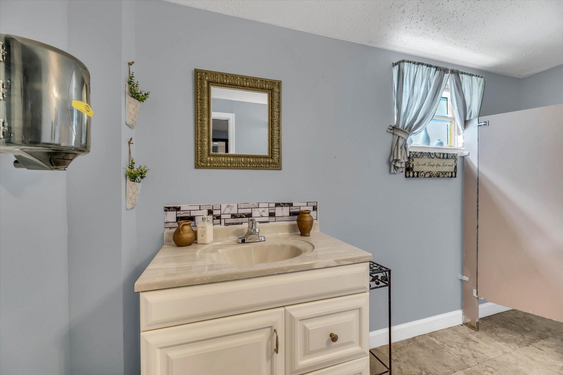 4101 SW 61st Avenue, Davie, FL 00000 Photo