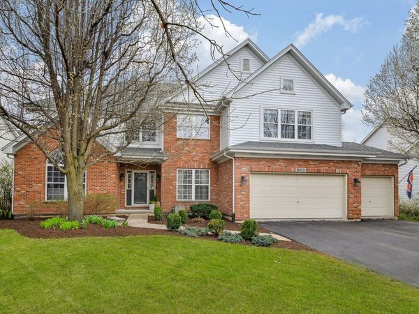 38W931 McNair Drive , Geneva, IL 60134