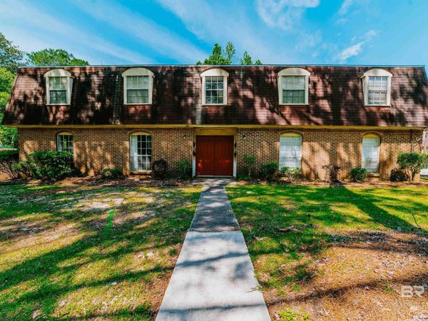 5751 Overlook Road, Mobile, AL 36618