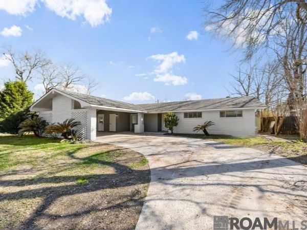 11072 Mollylea Dr, Baton Rouge, LA 70815