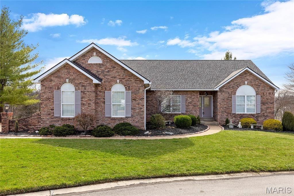 233 Greenburn Drive , Weldon Spring, MO 63304 Main Photo