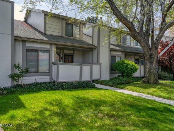 1021 Tyler Way, Sparks, NV 89431