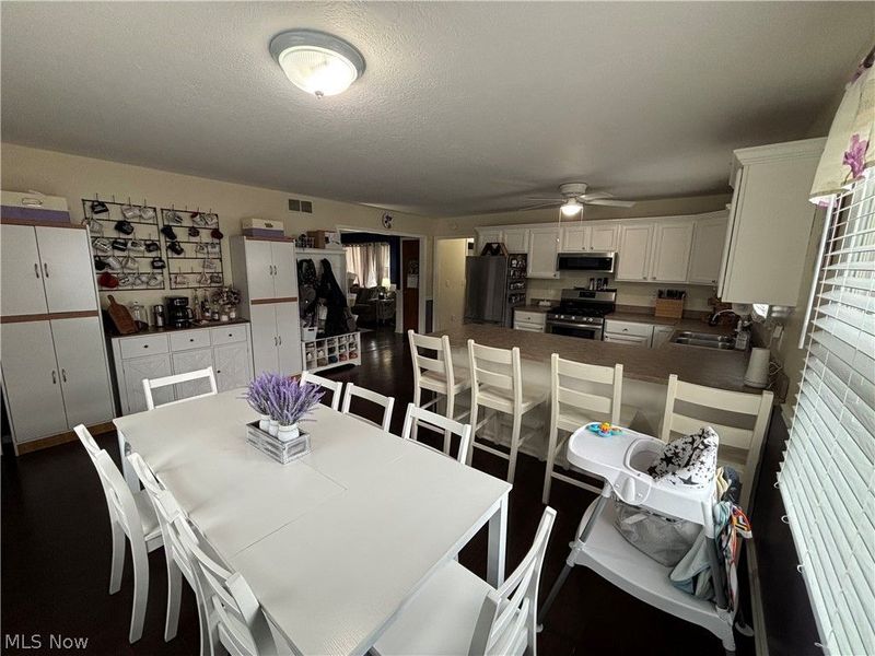 544 Bayberry Drive, Elyria, OH 44035 Photo 10