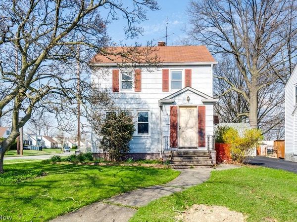860 E 232nd Street , Euclid, OH 44123