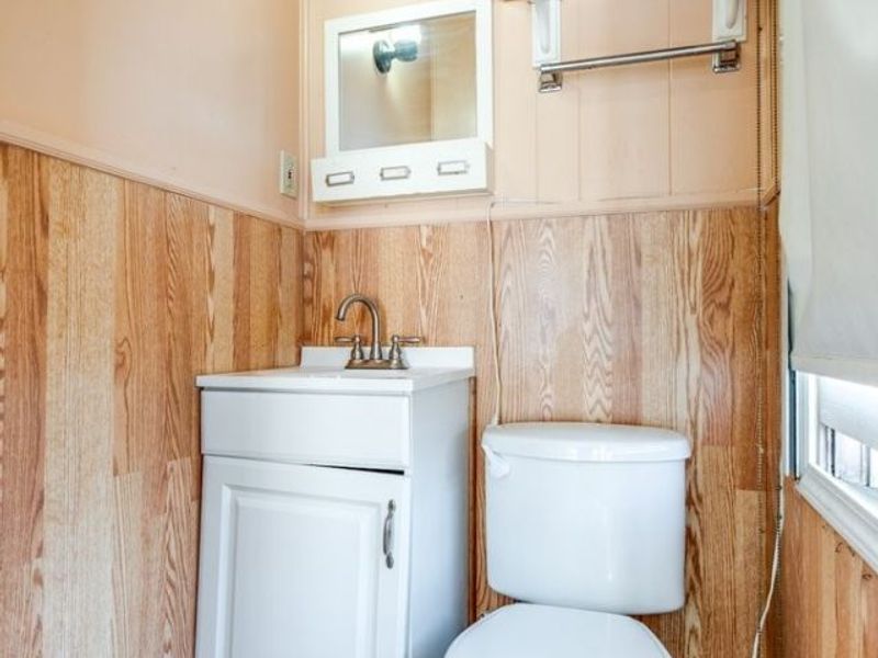 860 E 232nd Street, Euclid, OH 44123 Photo 12