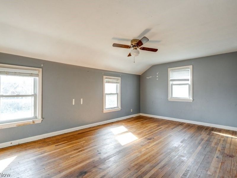 860 E 232nd Street, Euclid, OH 44123 Photo 15