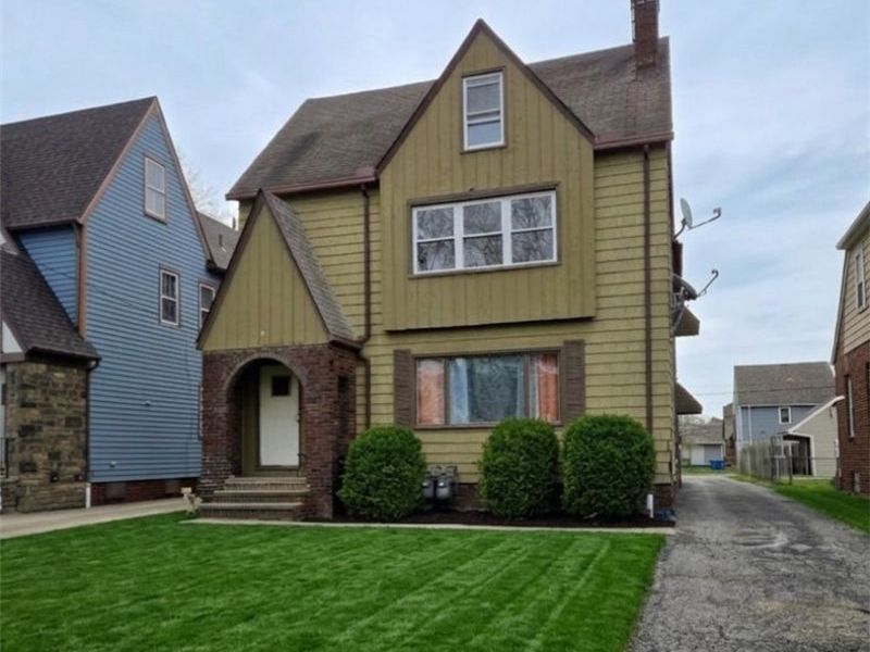 841 Hoover Avenue, Cleveland, OH 44119 Photo 1