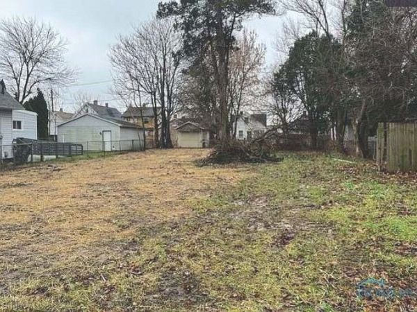 234 Dexter Street, Toledo, OH 43608