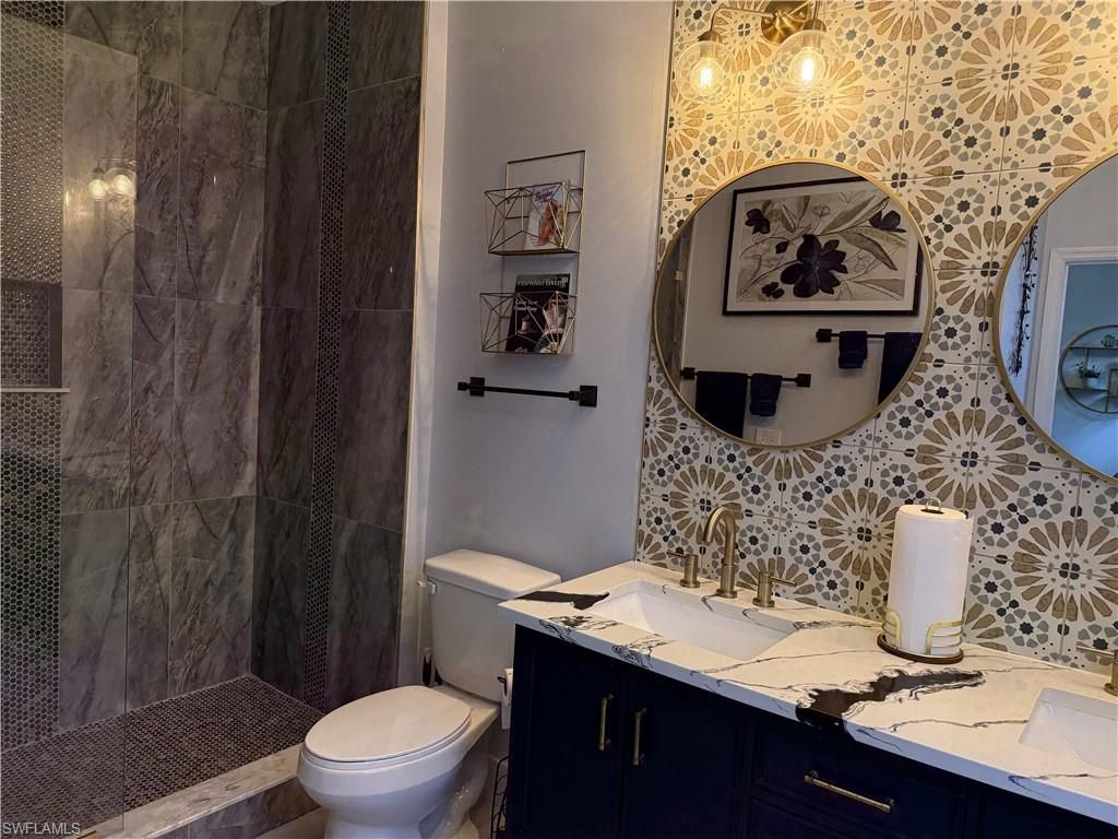 3304 Lisa Ln, Unit 102, Naples, FL 34109 Photo
