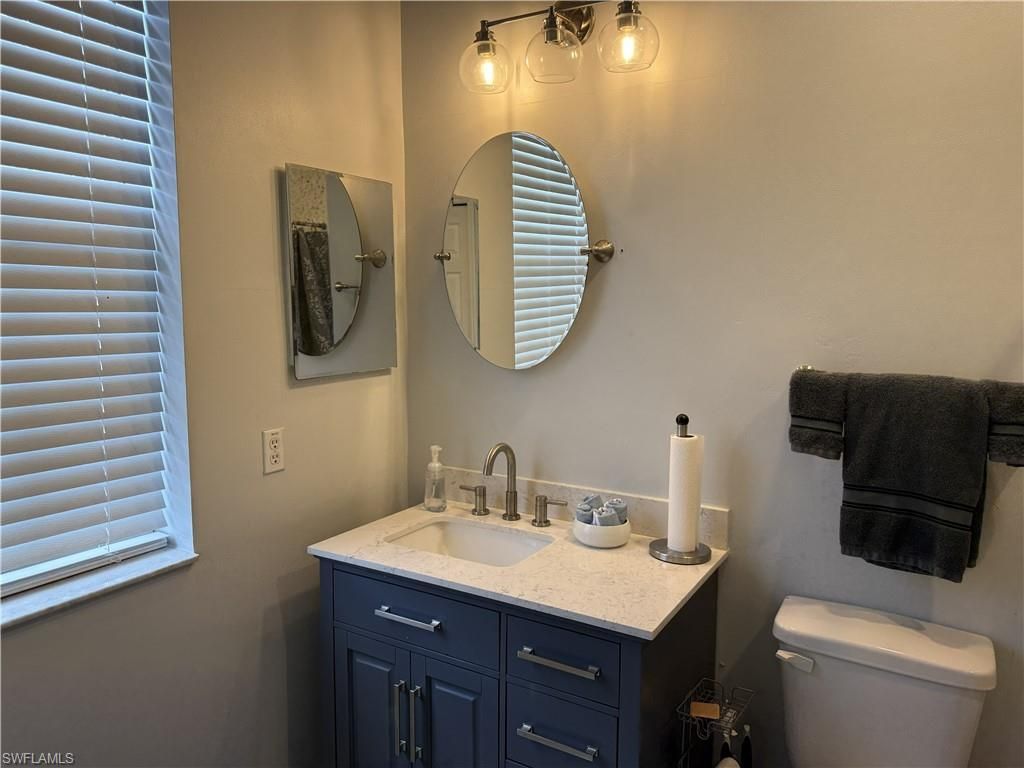 3304 Lisa Ln, Unit 102, Naples, FL 34109 Photo