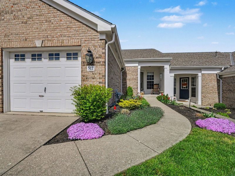 512 Shadow Ridge Drive, Highland Heights, KY 41076 Photo 2