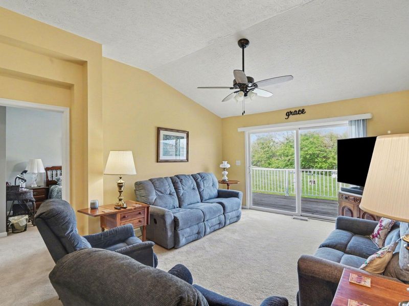 512 Shadow Ridge Drive, Highland Heights, KY 41076 Photo 6