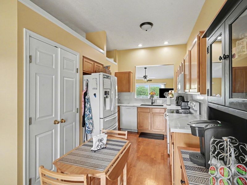 512 Shadow Ridge Drive, Highland Heights, KY 41076 Photo 9