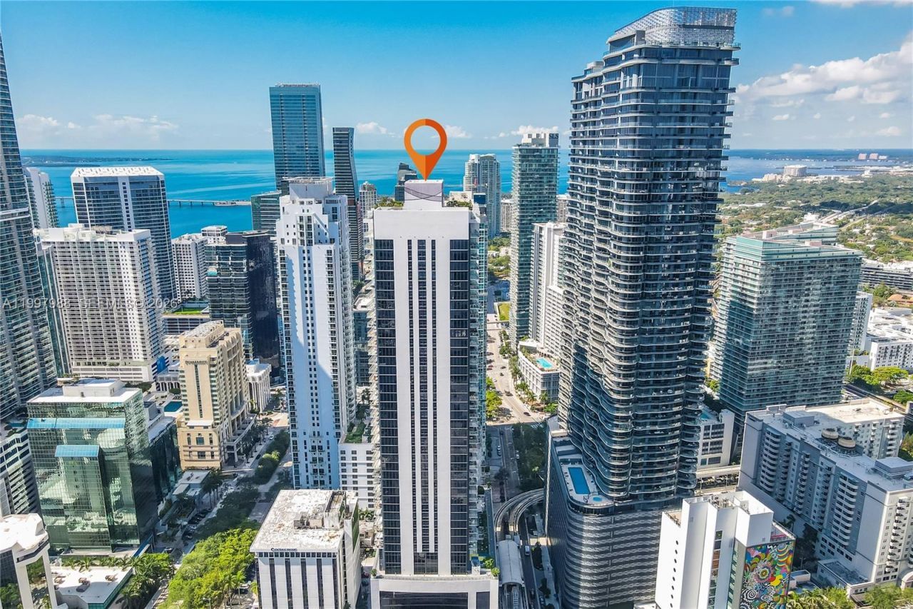 1010 Brickell Ave, Unit 4411, Miami, FL 33131 Photo