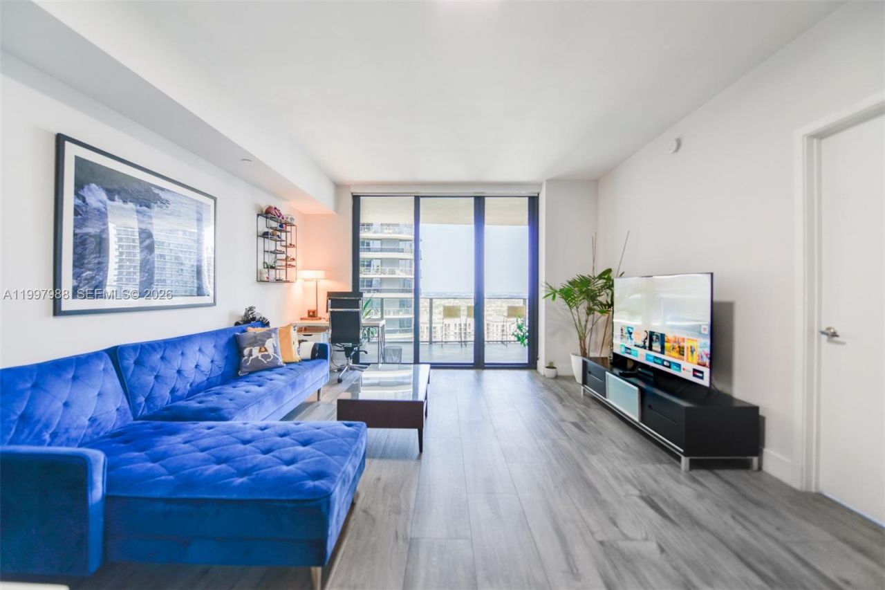 1010 Brickell Ave, Unit 4411, Miami, FL 33131 Photo